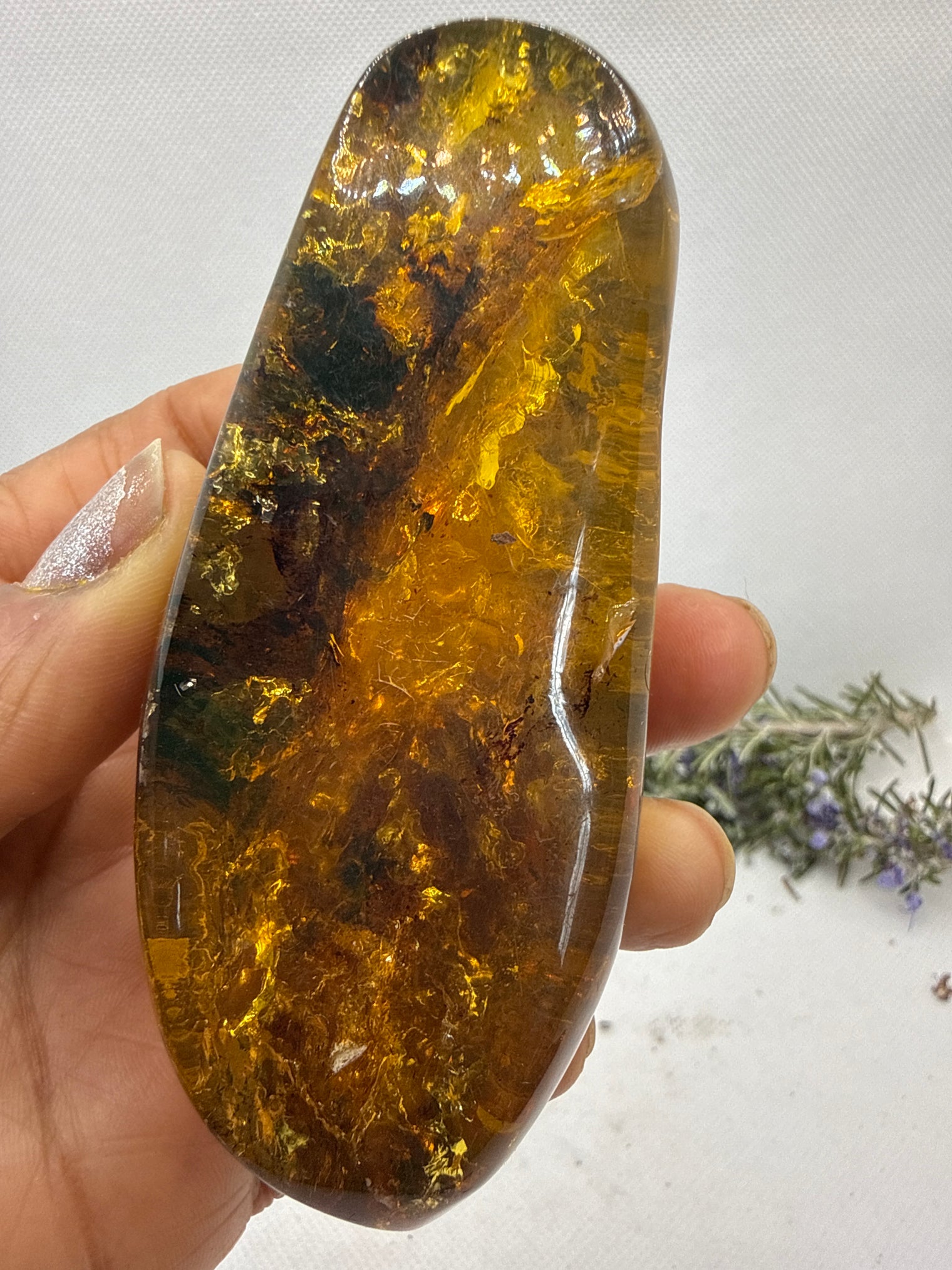 Amber Stone from Chiapas, Mexico, 3.4 inch Large Genuine Amber, 460 Carats , Green Fluorescent Mineral