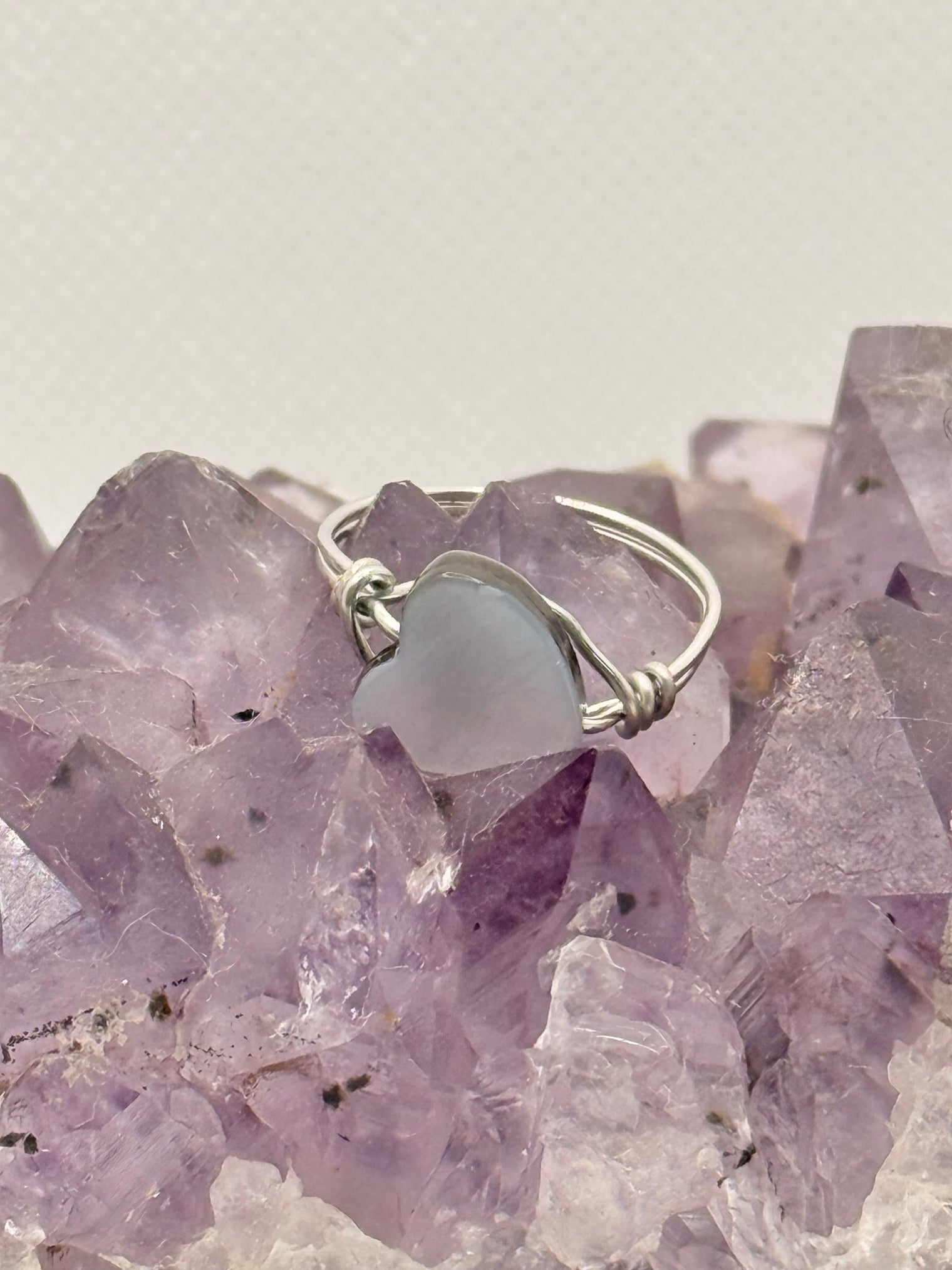 black mother of pearl heart shaped on tinned copper wire wire wrapped ring