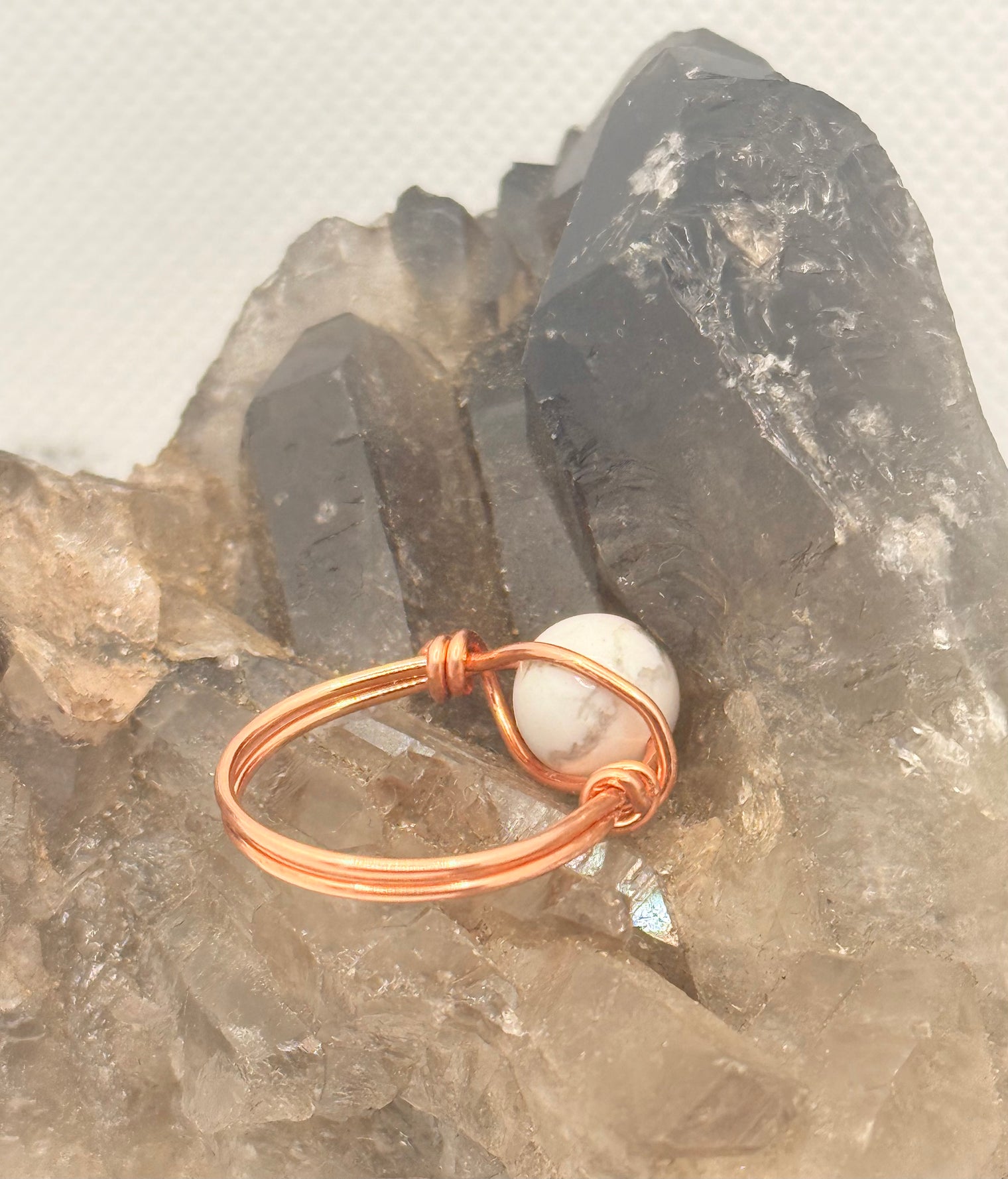 Howlite Copper Bead Ring
