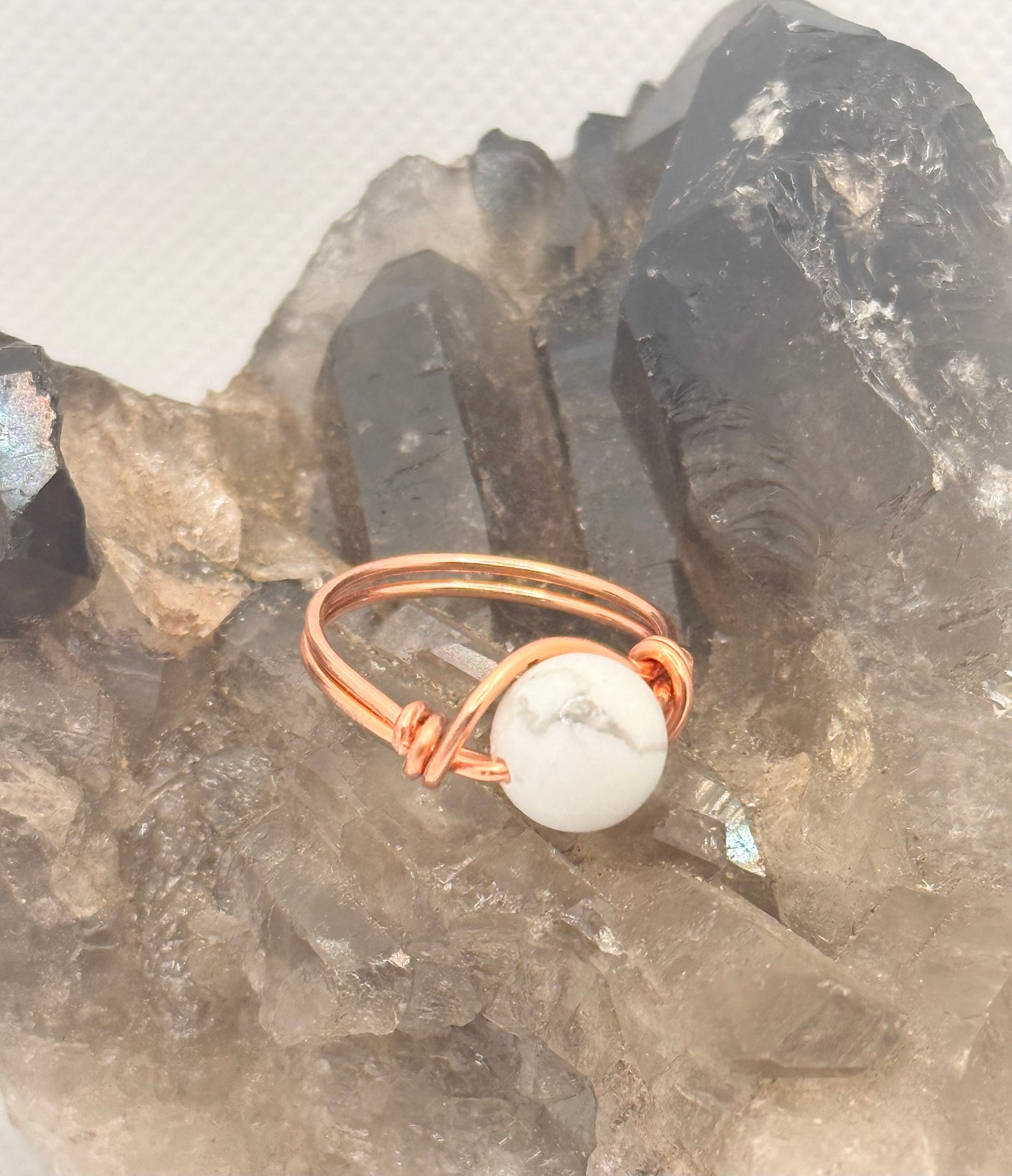 Howlite Copper Bead Ring