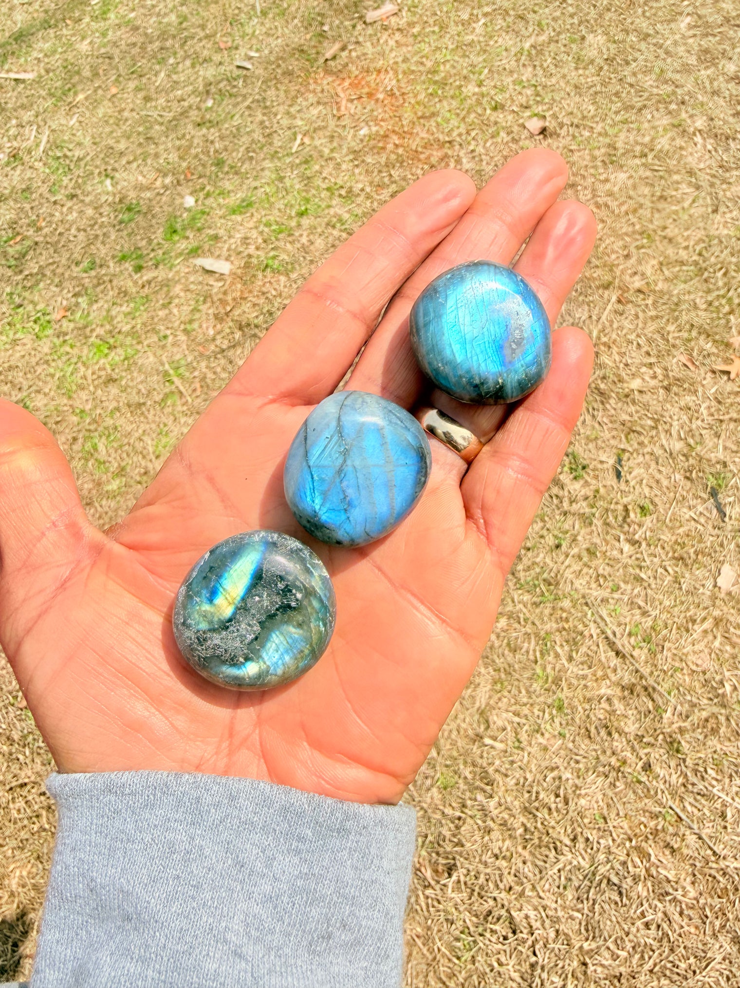 Labradorite Palm Stone 1- Inch