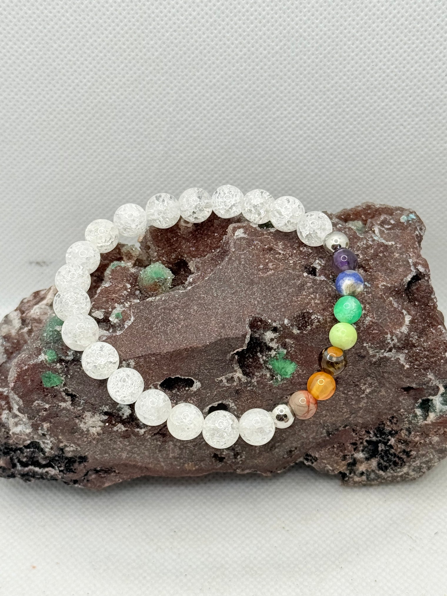 Cracked Quartz with Chakra Beads Stretchy Bracelet