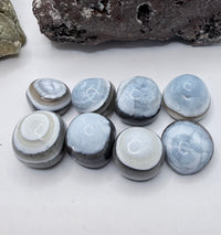 Blue "Evil Eye" Opal - RARE per stone